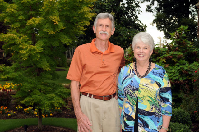 Larry and Linda Thomas