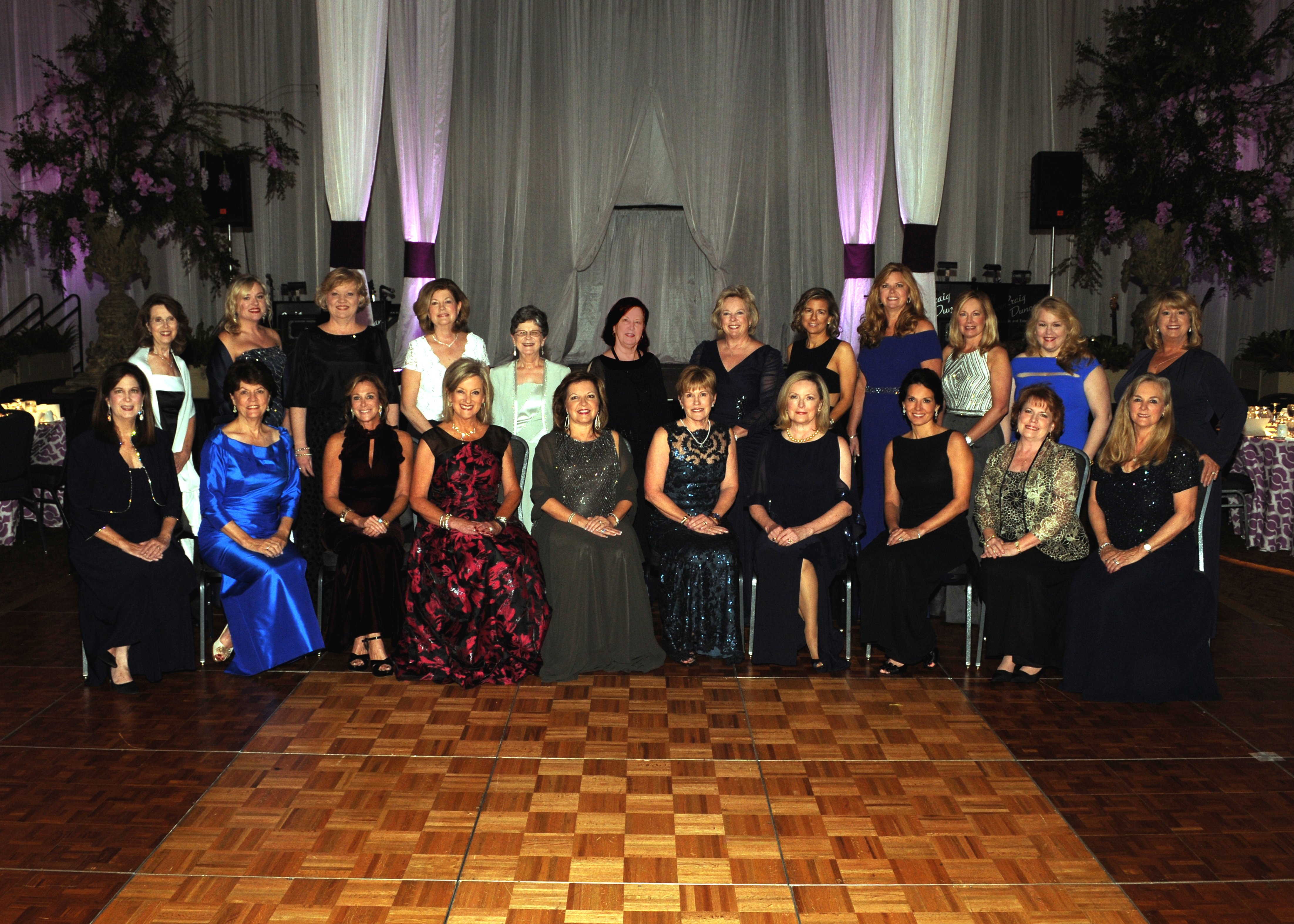 Symphony Guild Ball Committee: Row 1 (seated left to right) Sharon Gartrell, Nancy Colin, Patti Thornton, Amelia Summerville, Marie Newberry, Linda Akenhead (Ball Chair), Ivy Albert (Guild President), Pam Gann, Rosemary Latham, Debbie Washburn | Row 2 (standing left to right) Donna Rush, Jennifer Lapidus, Brenda Milberger, Ann Myers, Sarah Hereford, Susan Anderson, Karen Morris, Jamie Saunders, Theresa Taylor, Wendy Tucker, Anne Compton Burke, Karen Kimbrough